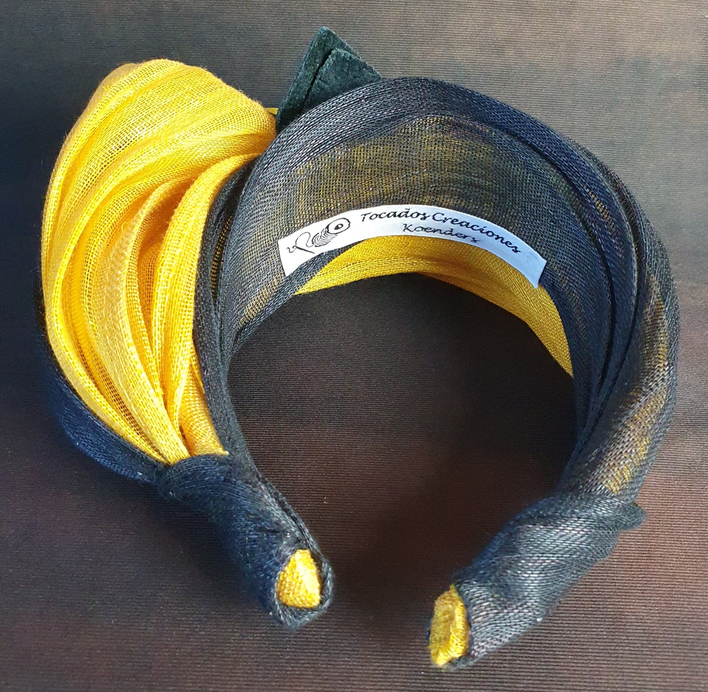 Handgemaakte gele en zwarte abaca zijden hoofdband, fascinator, tiara, gast hoofdband, bruids hoofdband, speciale gelegenheid