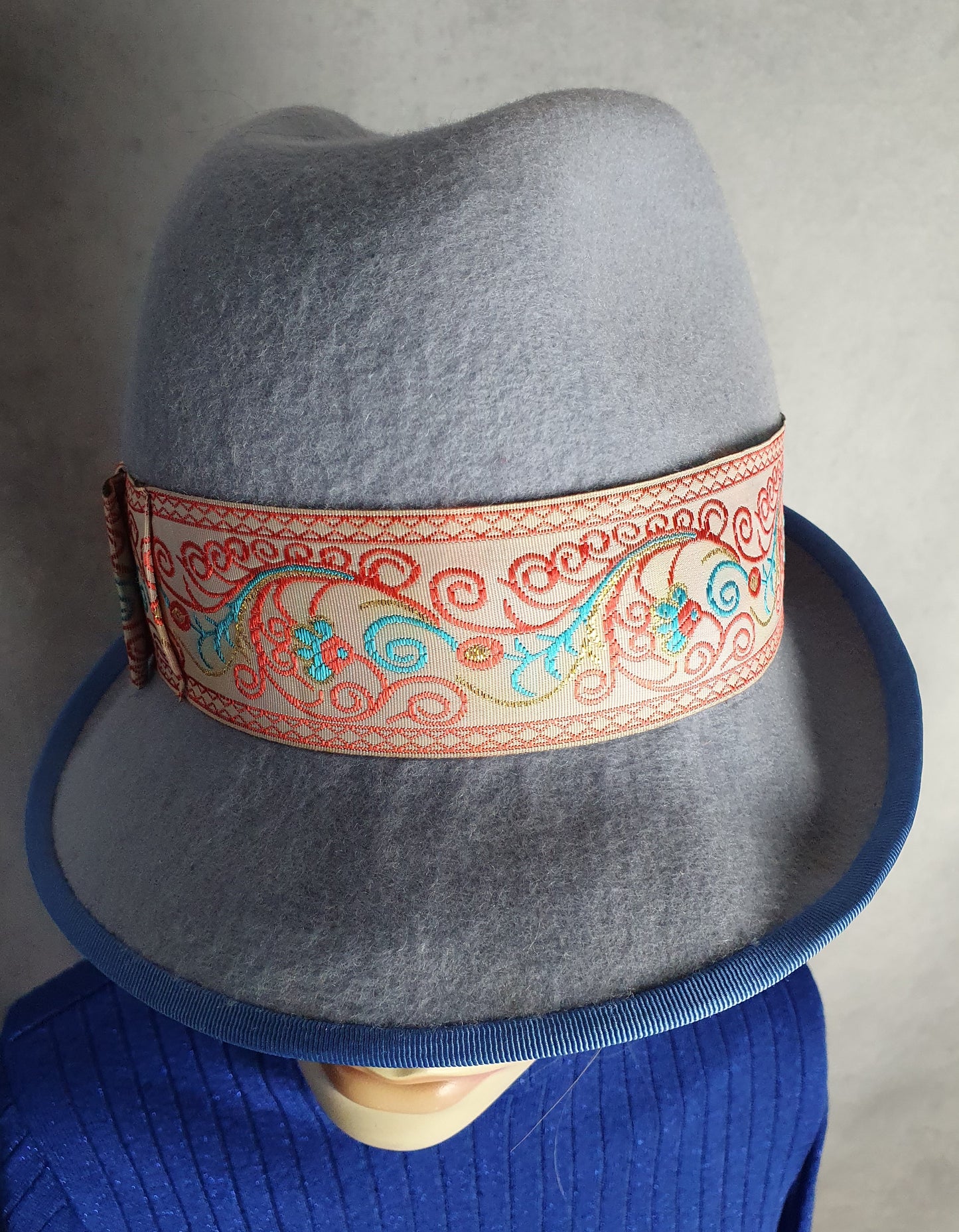 Handgemaakte blauwe vilten fedora hoed voor dames en heren, haaraccessoire, stijlvolle hoed unisex, winterhoed- speciale gelegenheden