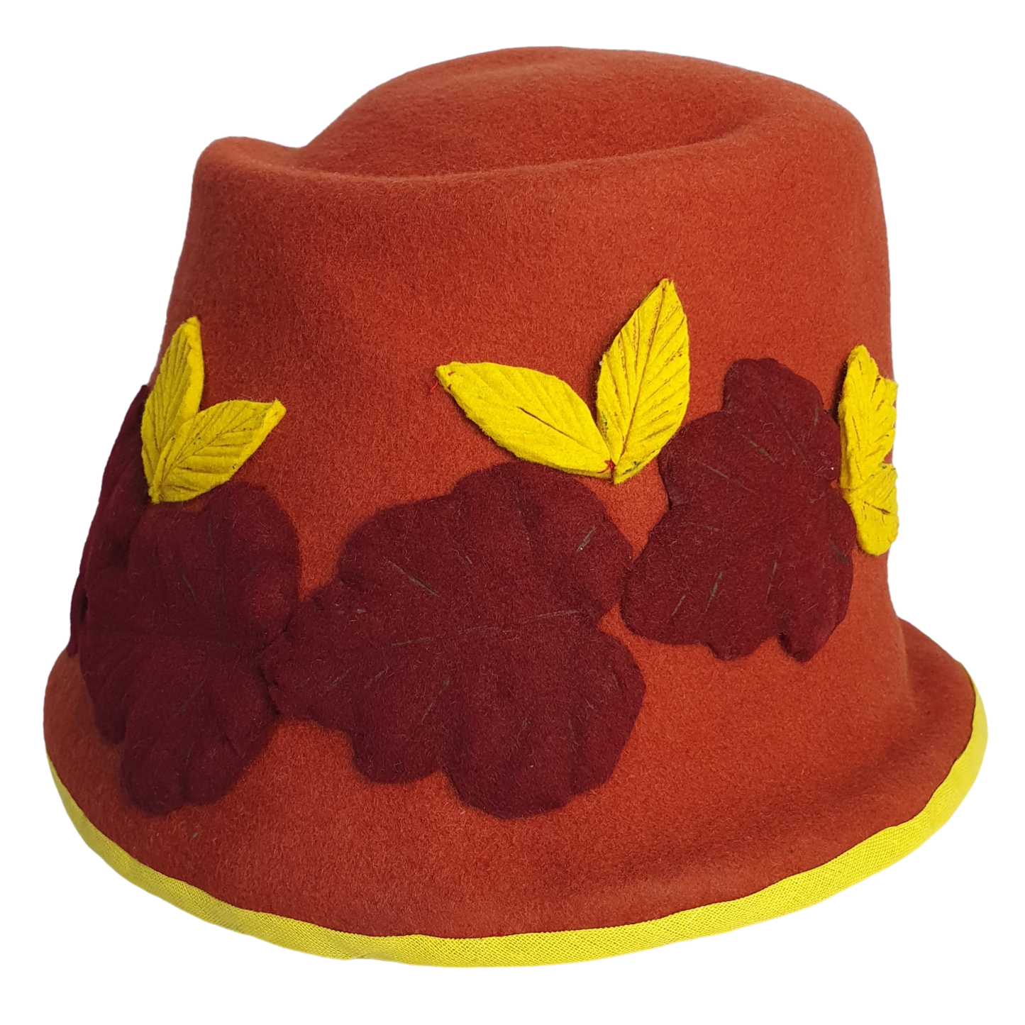 Vilten hoed, handgemaakt in de kleur oranje. Voor dames, met herfstbladeren. Perfect voor de herfst & winter en speciale gelegenheden.