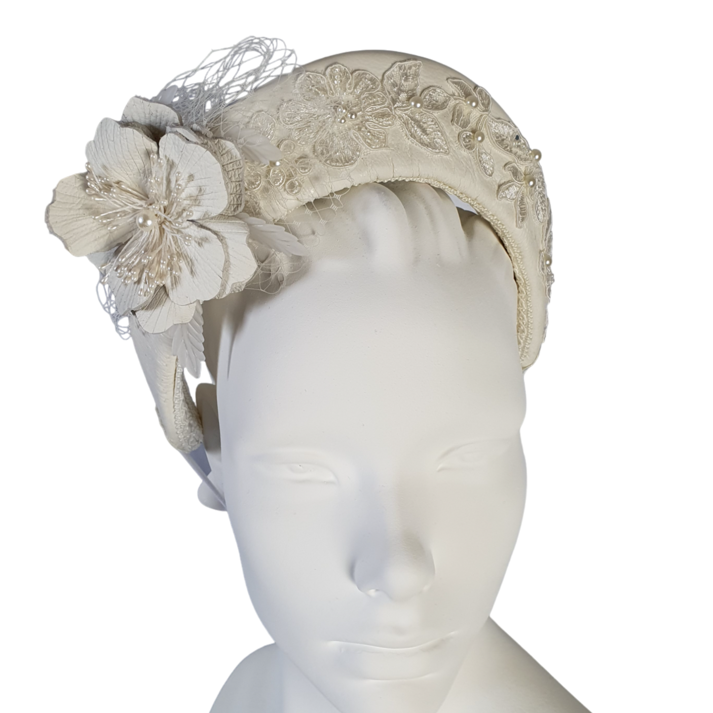 Handgemaakte witte Hoofdband van natuurlijk leder- voor een speciale gelegenheid. Fascinator, Tiara, Haarband, Hoofdband
