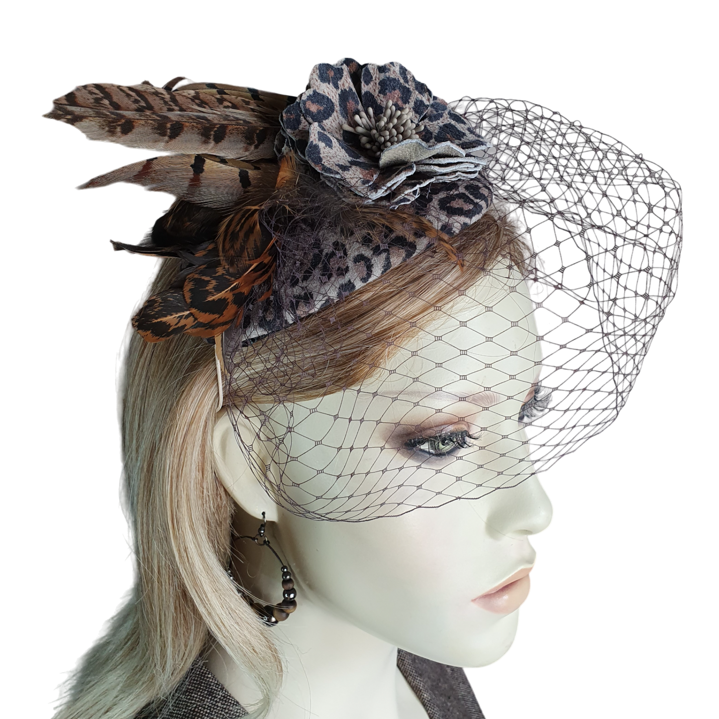 Fascinator handgemaakt in natuurlijk tijgerprint leer, bruiloft hoofdtooi, hoofdtooi voor gasten, dameshoed, speciale gelegenheid