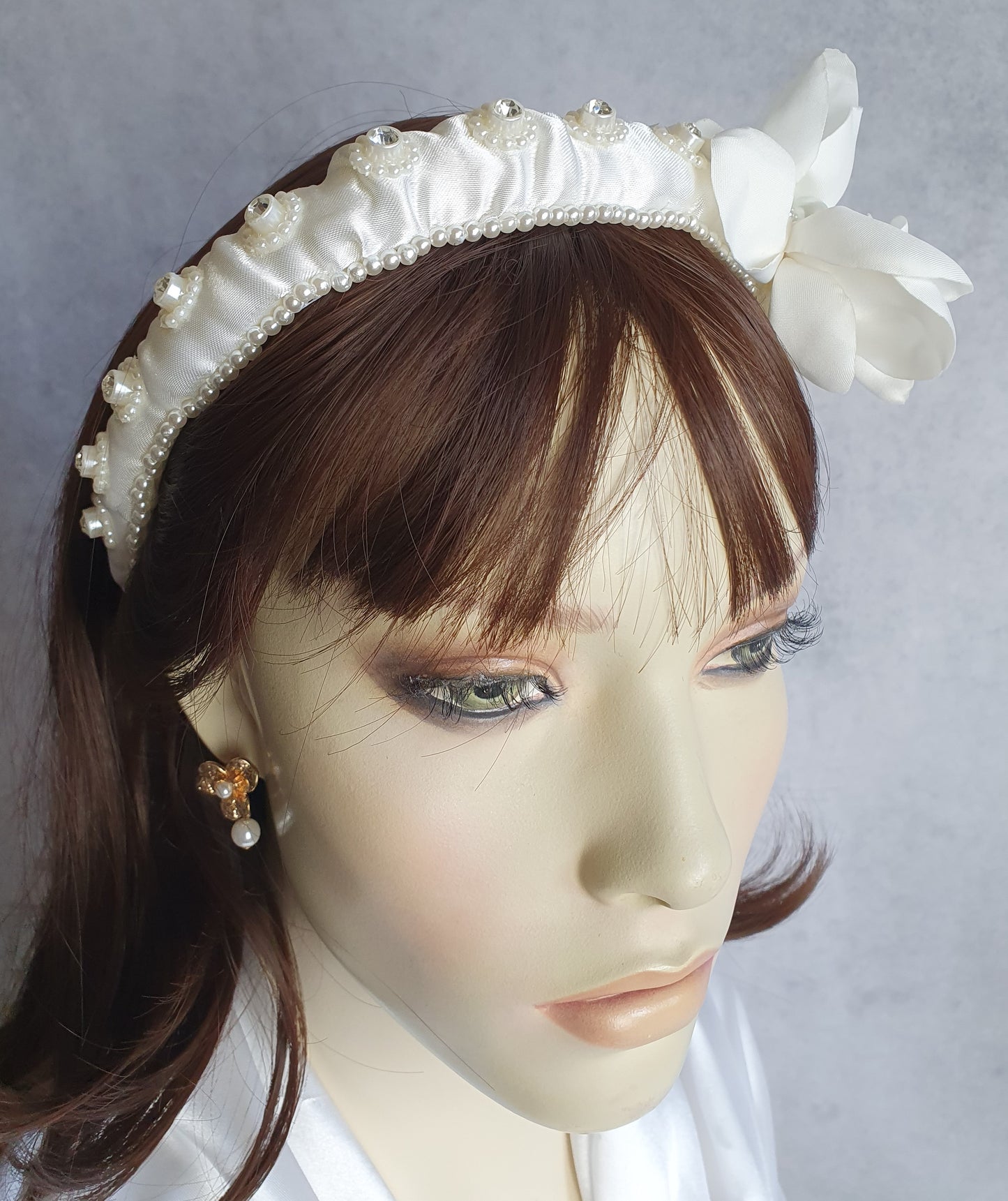 Handgemaakte hoofdband met parels en zijden stof- Mooie hoofdband, unieke feestelijke diadeem, bruiloft, speciale gelegenheid