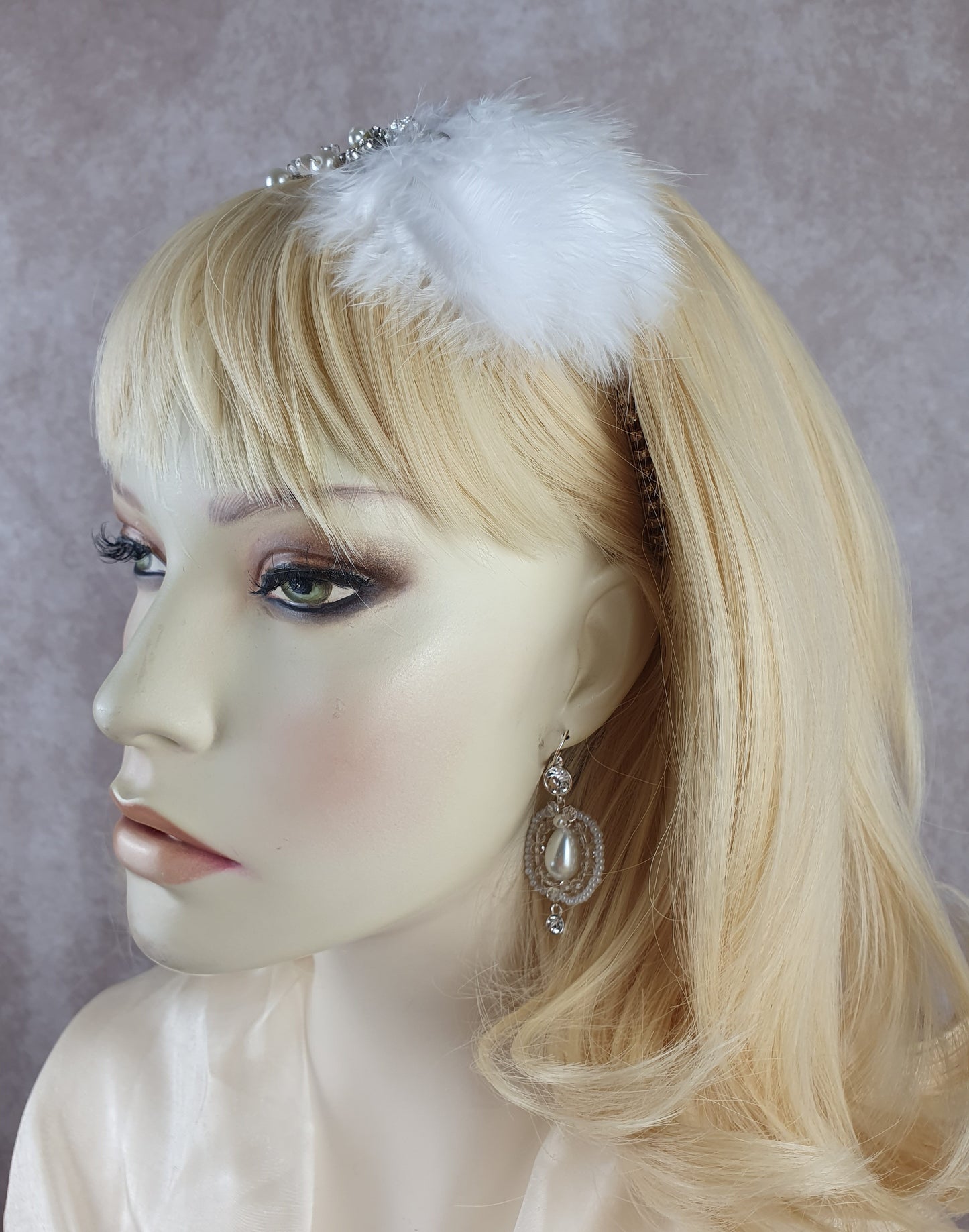 Bruids tiara met zwanenveren en parels bruiloft tiara- Handgemaakte tiara bruids huwelijk, hoofdtooi evenement tiara, haaraccessoires