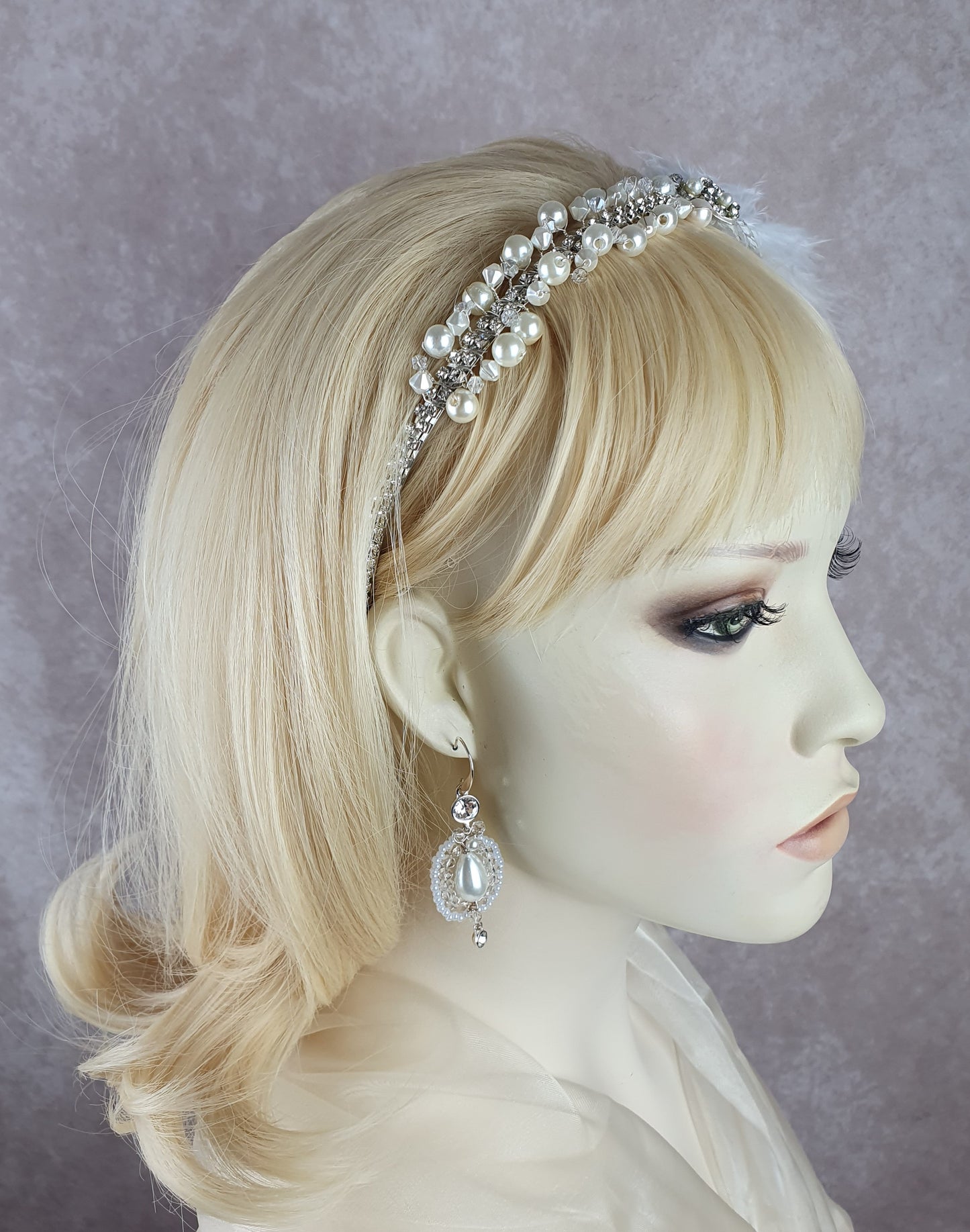 Bruids tiara met zwanenveren en parels bruiloft tiara- Handgemaakte tiara bruids huwelijk, hoofdtooi evenement tiara, haaraccessoires