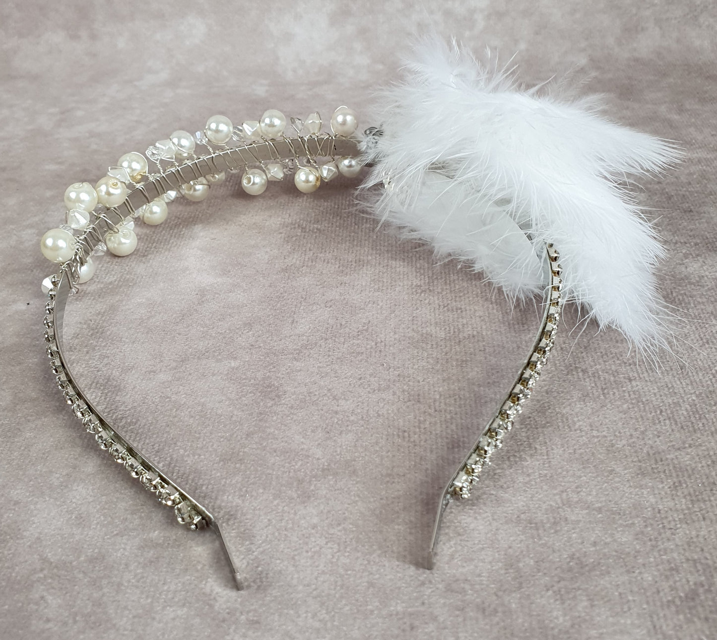 Bruids tiara met zwanenveren en parels bruiloft tiara- Handgemaakte tiara bruids huwelijk, hoofdtooi evenement tiara, haaraccessoires