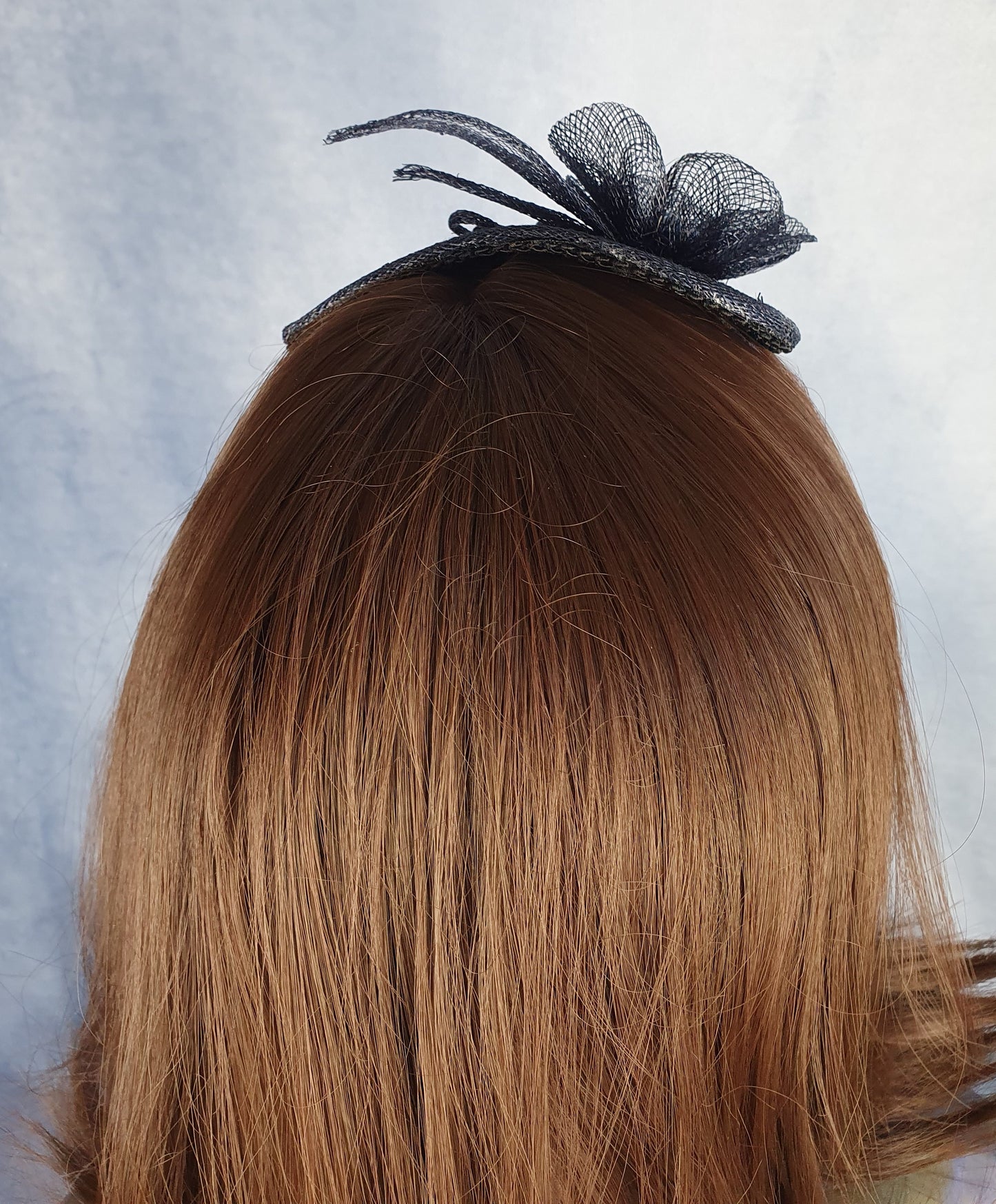 Donkerblauwe sinamay diadeem, handgemaakt en uniek - Elegante stijl voor elke gelegenheid, evenement tiara, bruiloft tiara