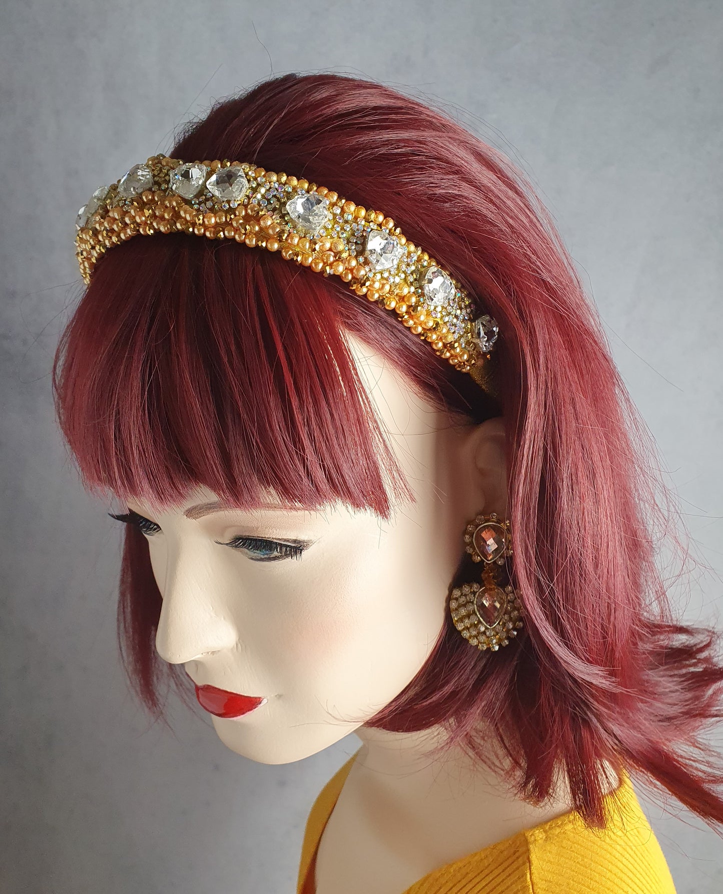 Handgemaakte diadeem met kristallen stenen en parels - Gast tiara, unieke feestelijke tiara, bruiloft, speciaal voor elke gebeurtenis