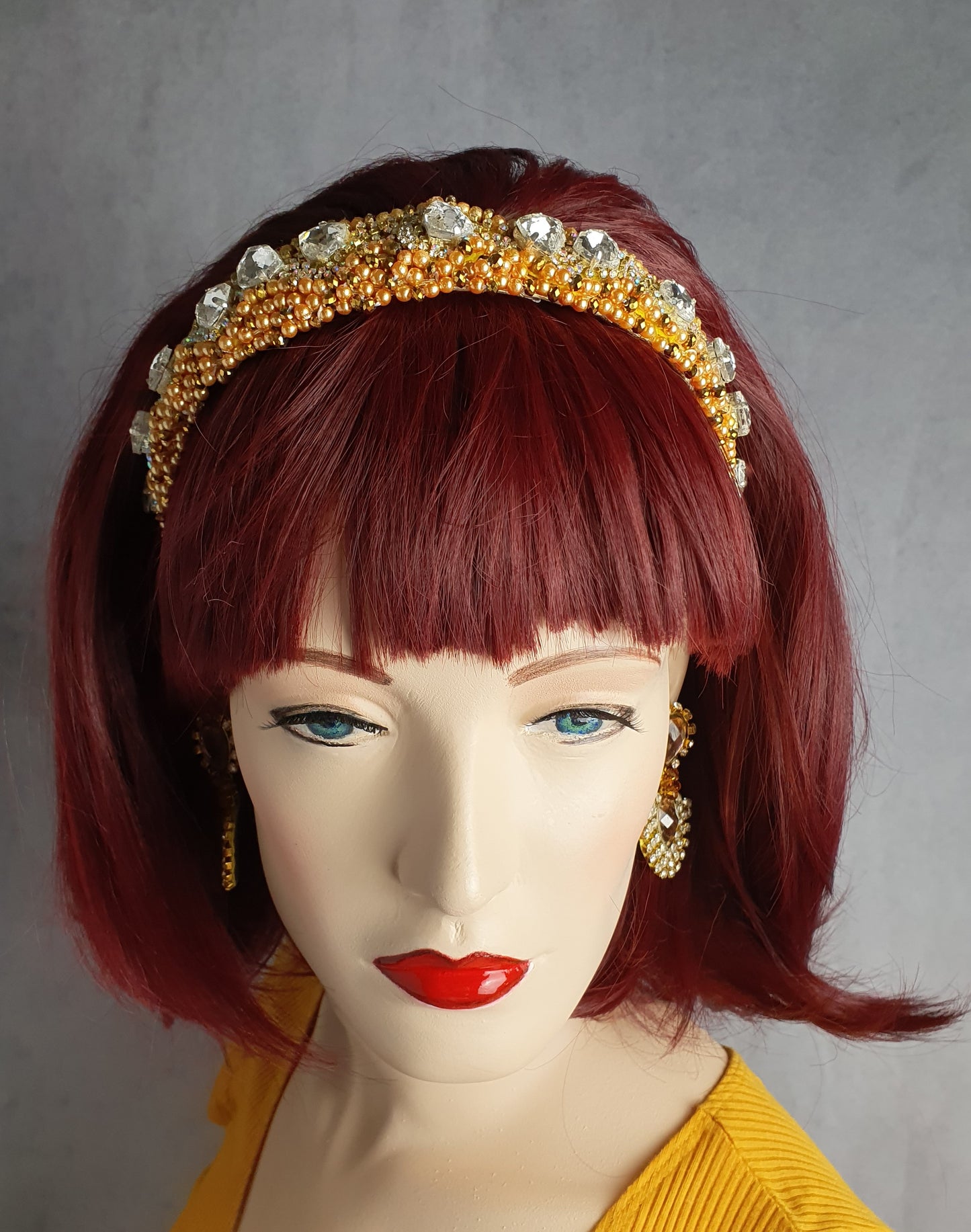 Handgemaakte diadeem met kristallen stenen en parels - Gast tiara, unieke feestelijke tiara, bruiloft, speciaal voor elke gebeurtenis