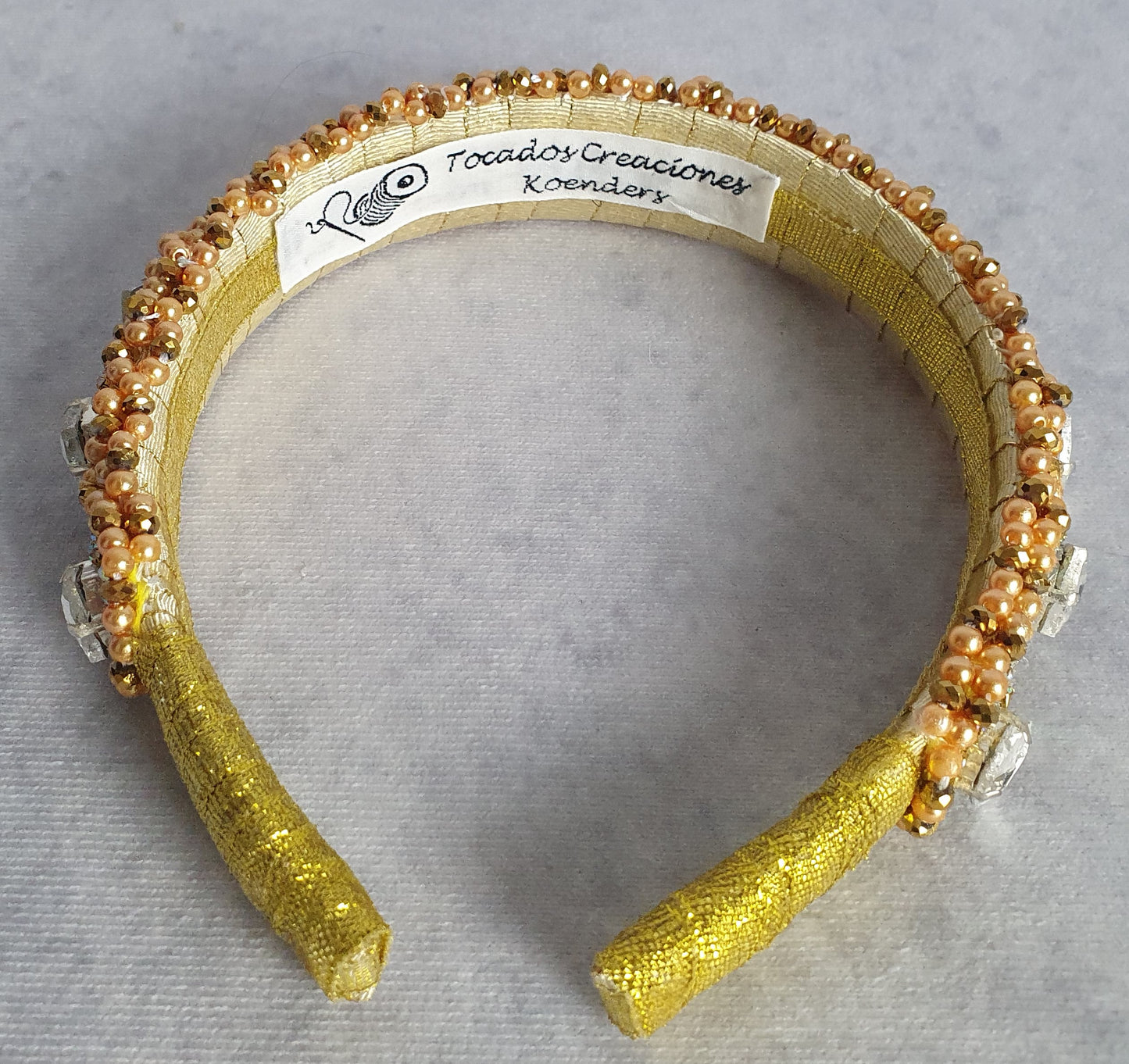 Handgemaakte diadeem met kristallen stenen en parels - Gast tiara, unieke feestelijke tiara, bruiloft, speciaal voor elke gebeurtenis