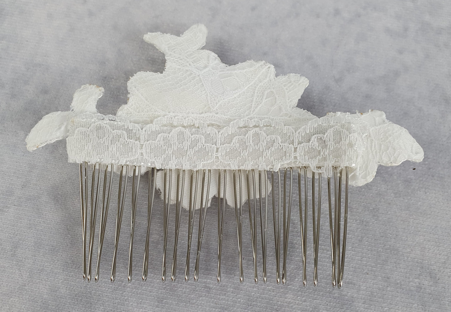Modern handmade bridal hair comb with white beads and pearls - metal hair comb