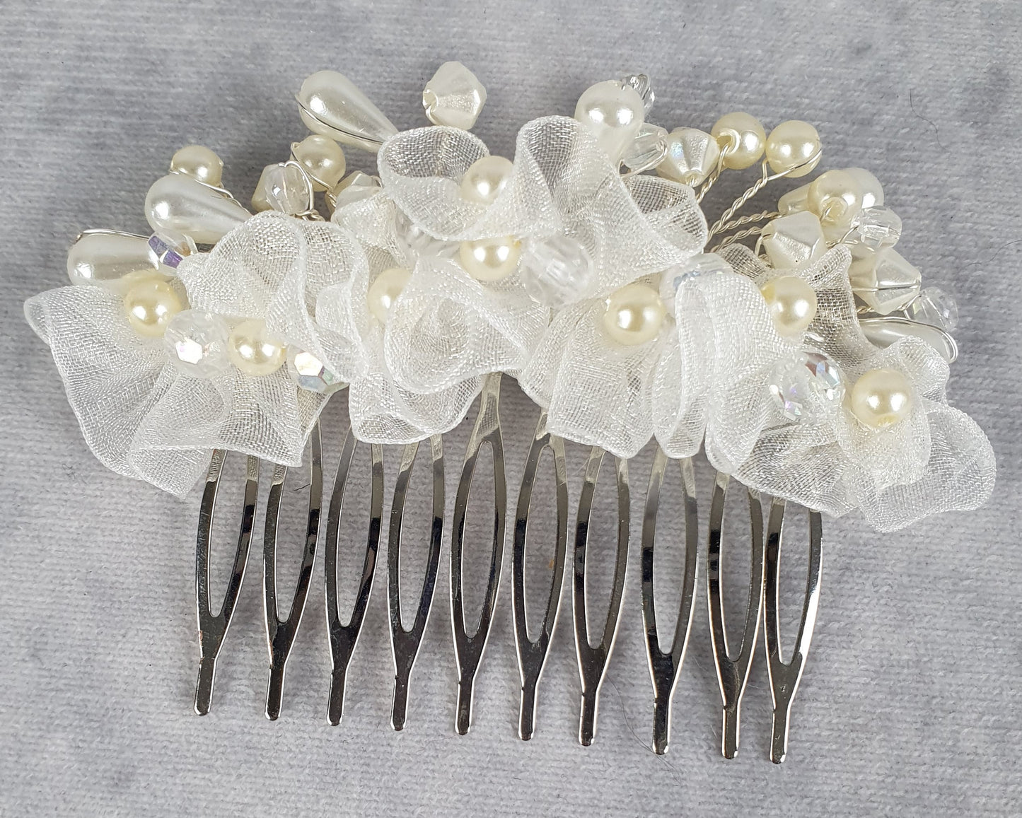 Bruidskam met zijden organza bloemen, handgemaakt, haarkam, elegante trouwkam, speciale evenementen