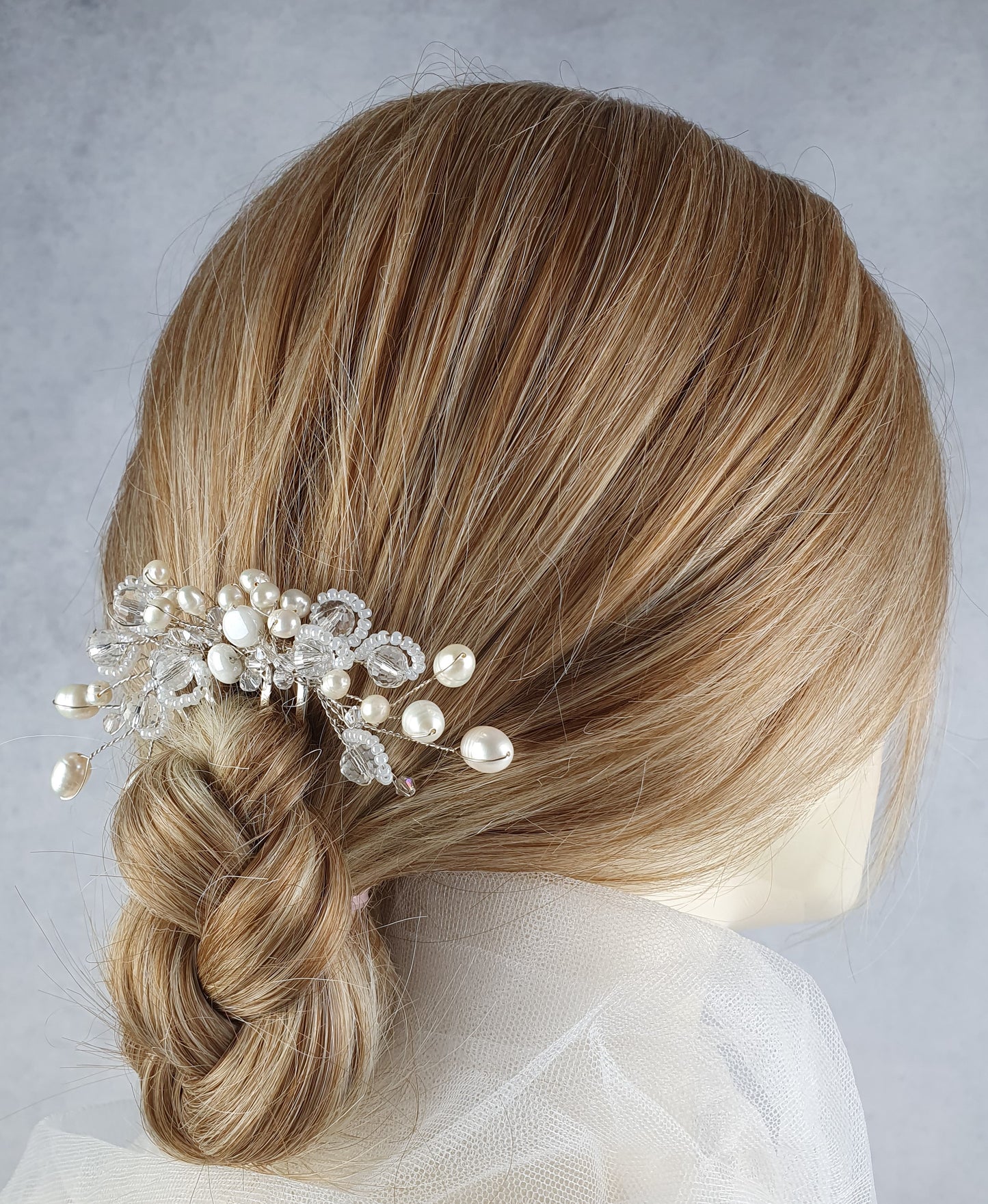 Handgemaakte bruids haarkam met witte zoetwaterparels, Elegant en uniek voor speciale gelegenheden, haaraccessoires