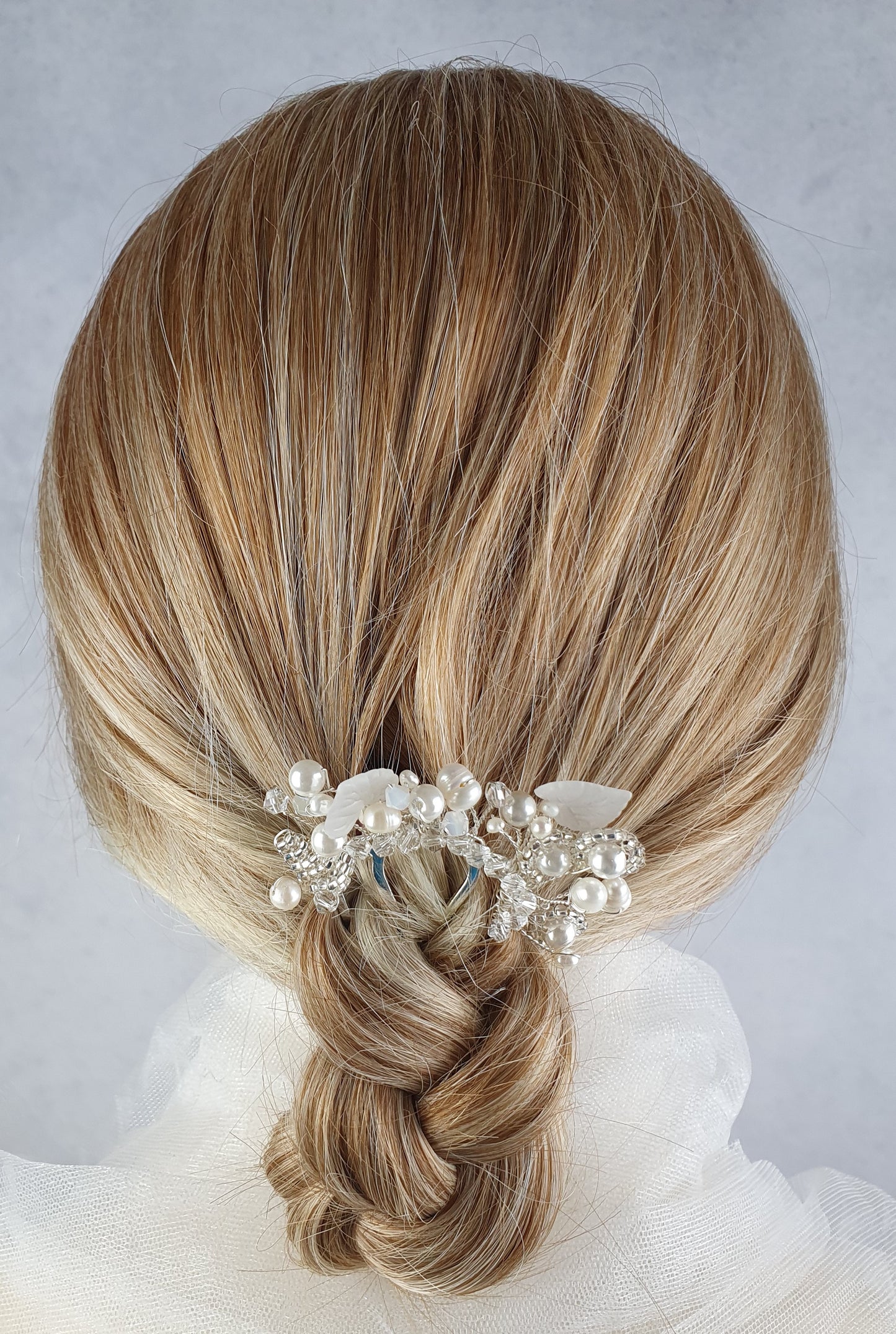 Handgemaakte bruids haarkam met witte zoetwaterparels, Elegant en uniek voor speciale gelegenheden, haaraccessoires
