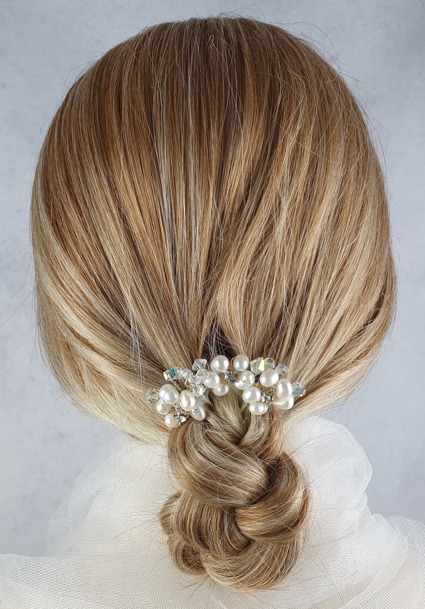 Handgemaakte bruids haarkam met witte zoetwaterparels, Elegant en uniek voor speciale gelegenheden, haaraccessoires