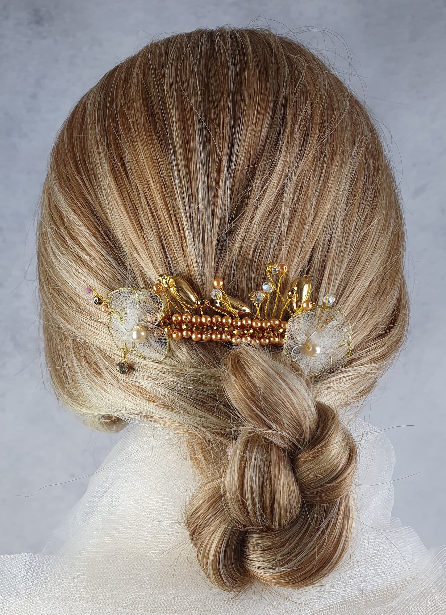 Handgemaakt kleine haar clip bruiden haaraccessoire - Elegant Haaraccessoire voor Bruiloften, Gasten en Feesten, Goudkleurige Metalen Kam