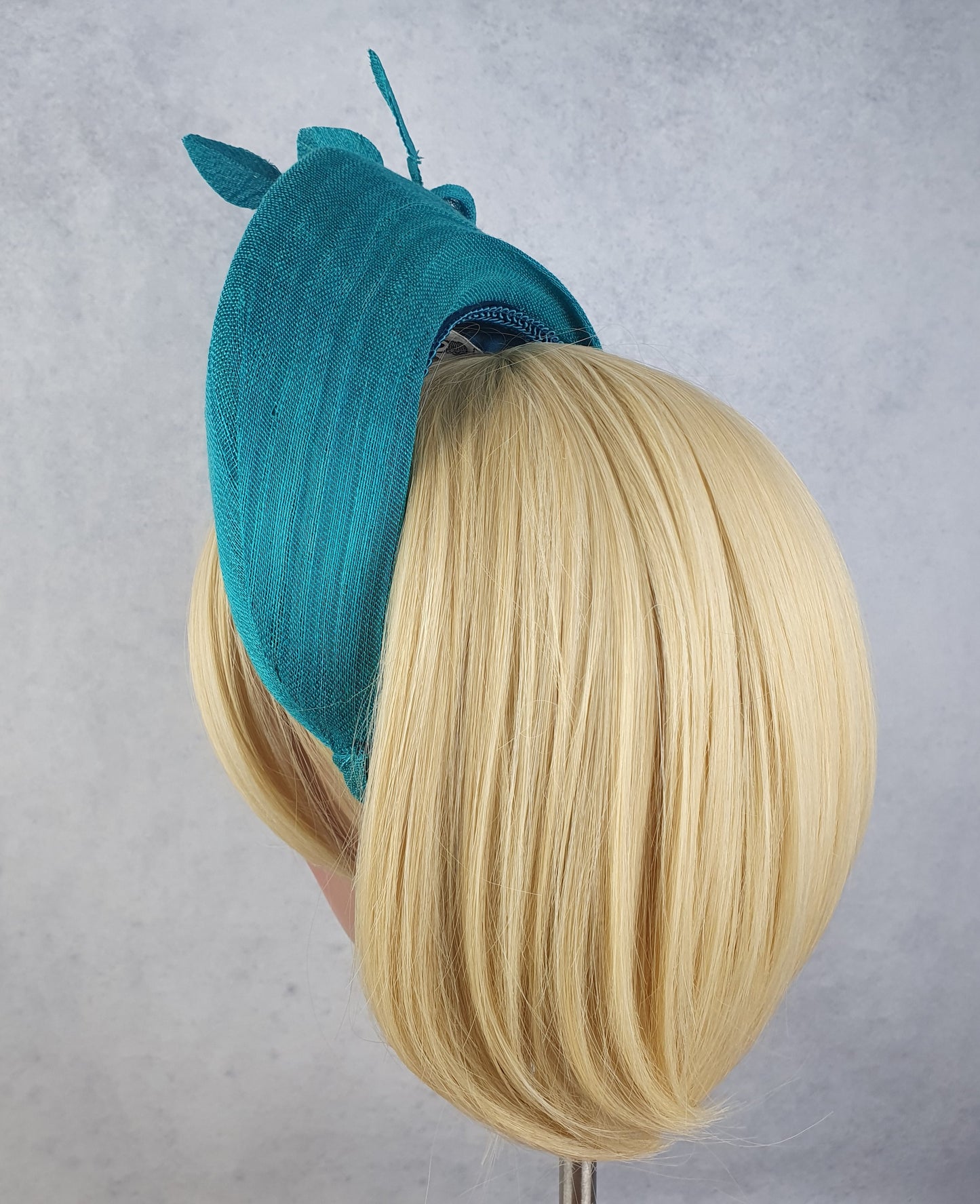 Groene handgemaakte hoofdband met abaca zijde, elegante hoofdband voor bruiloft-gasten, fascinator voor dames, speciale gelegenheden