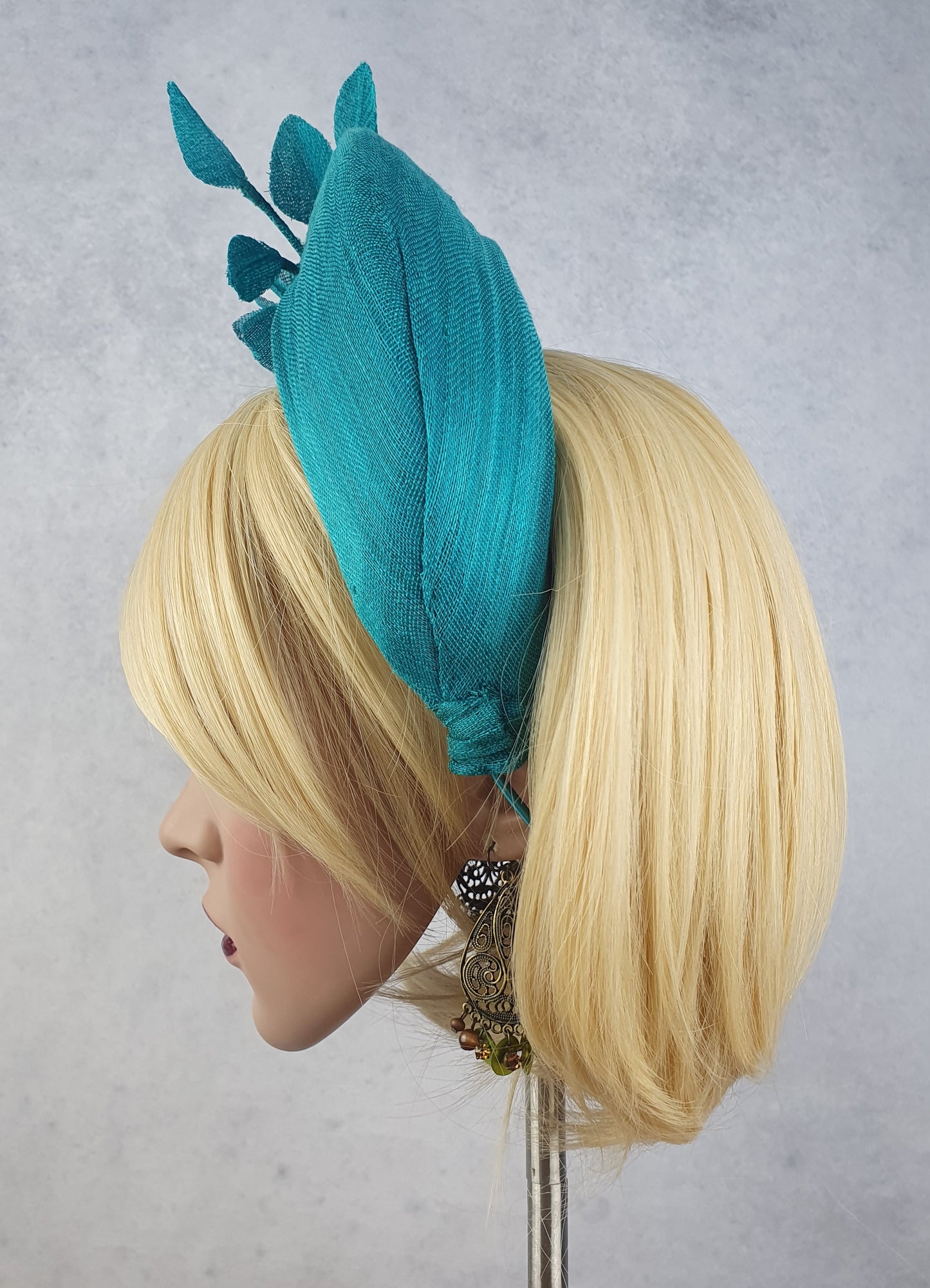 Groene handgemaakte hoofdband met abaca zijde, elegante hoofdband voor bruiloft-gasten, fascinator voor dames, speciale gelegenheden