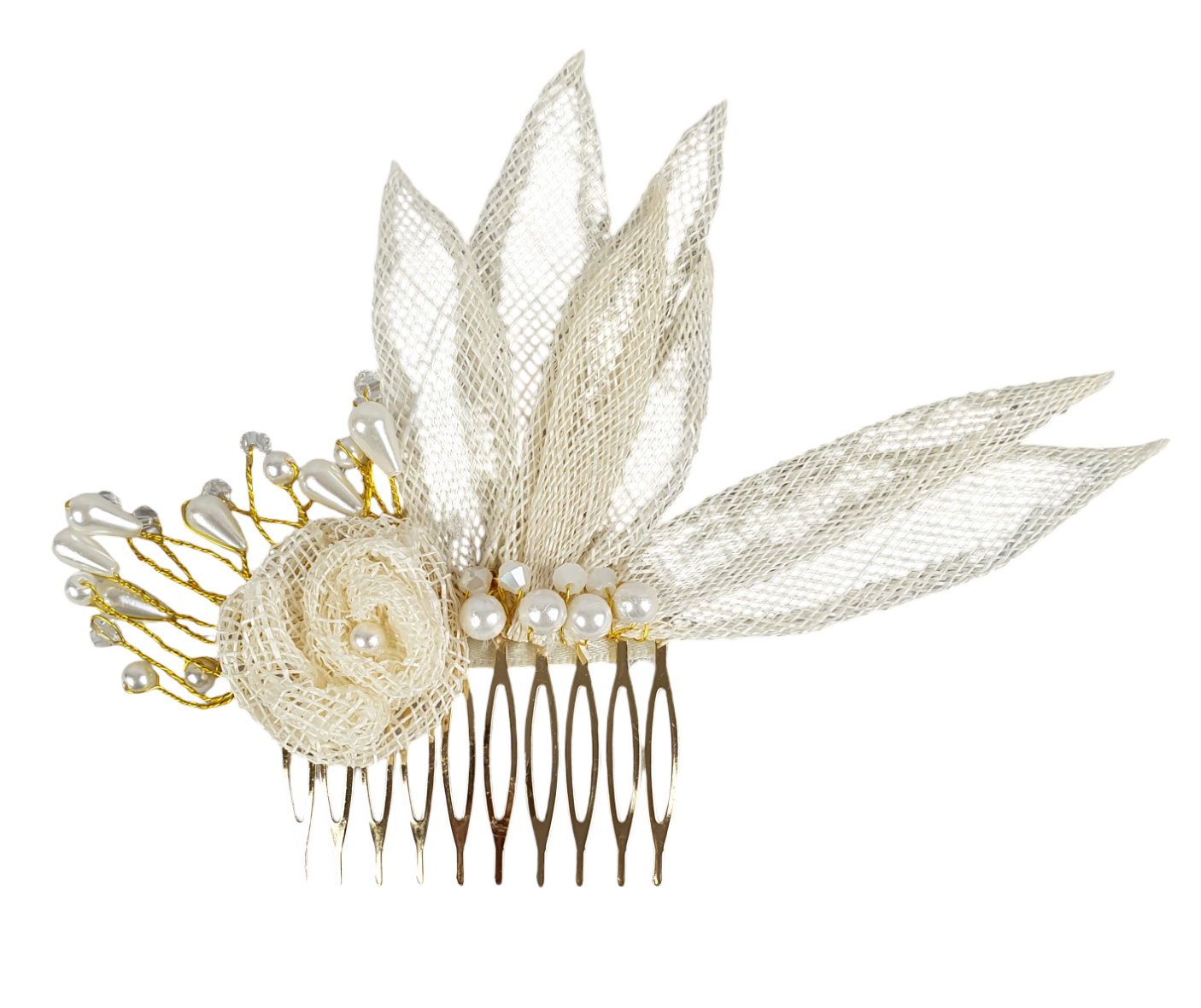 Prachtig ontworpen handgemaakte bruidshaarkam met sinamy en parels - voor een bruiloft of een andere speciale gelegenheid.