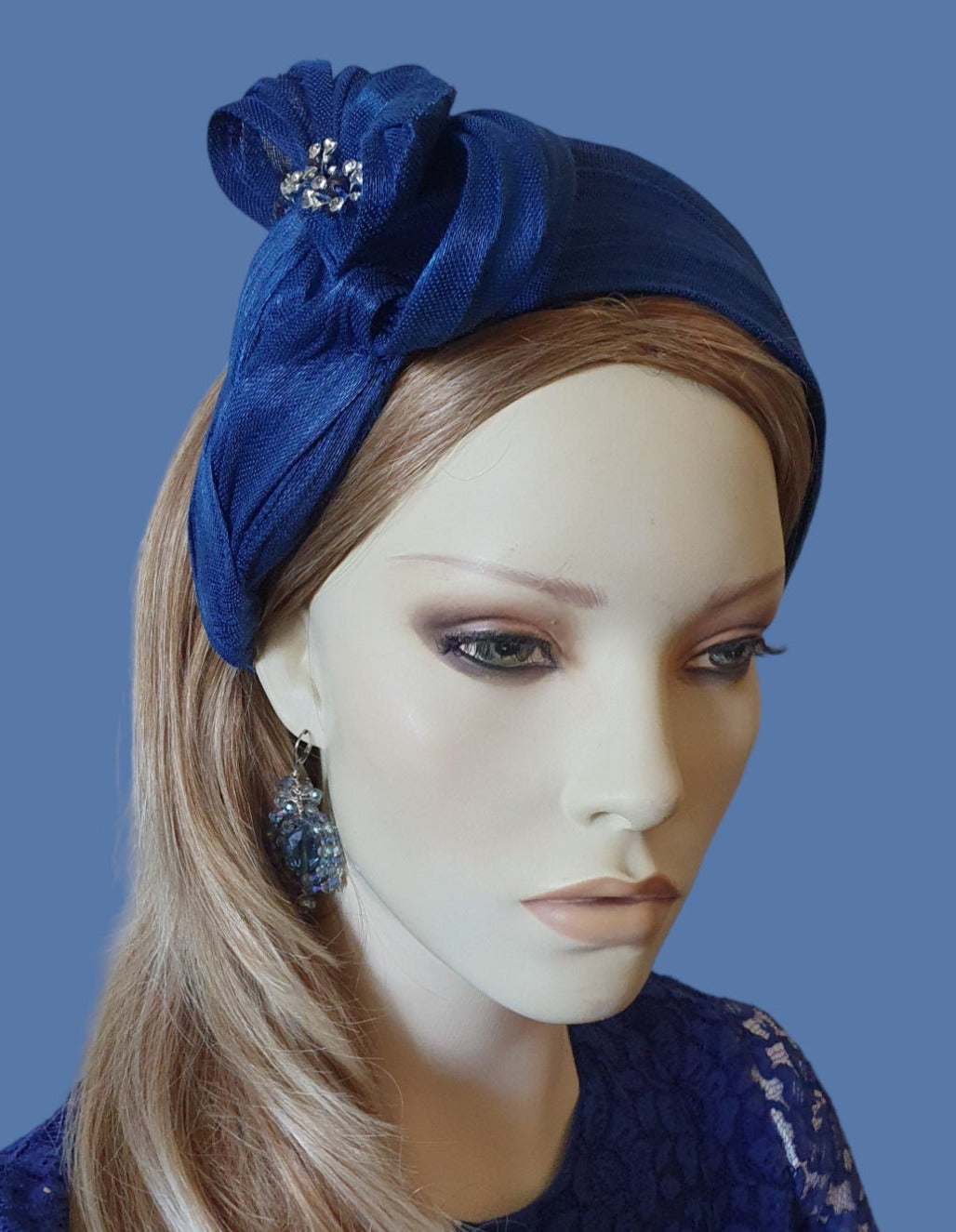 Elegante handgemaakte blauwe hoofdband met zijden abaca bloemensteentjes, gasthoofdband, dameshoofddeksel, bruiloft, speciale evenementen