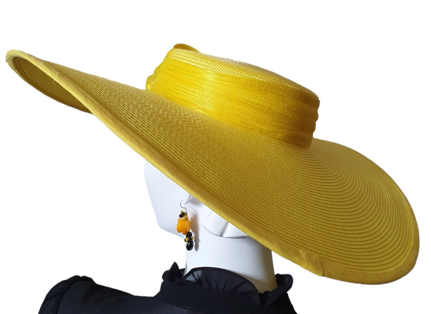 Elegante Gele Polypropyleen Bruiloft Pamela Hoed voor Gasten - Zijden Abaca, Brede Rand, Perfect voor Zomerse Evenementen