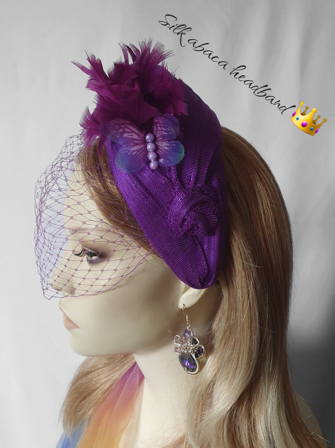 Hoofdband paars abaca zijde met sluier handgemaakt, voor een speciale gelegenheid. Fascinator, Tiara, Haarband