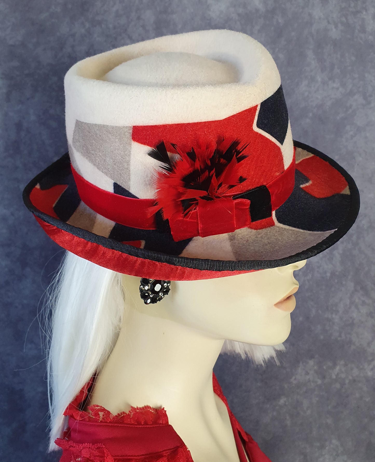 Handmade felt hat with turkey feather four-color mosaic hat, feminine headdress - perfect for special occasions