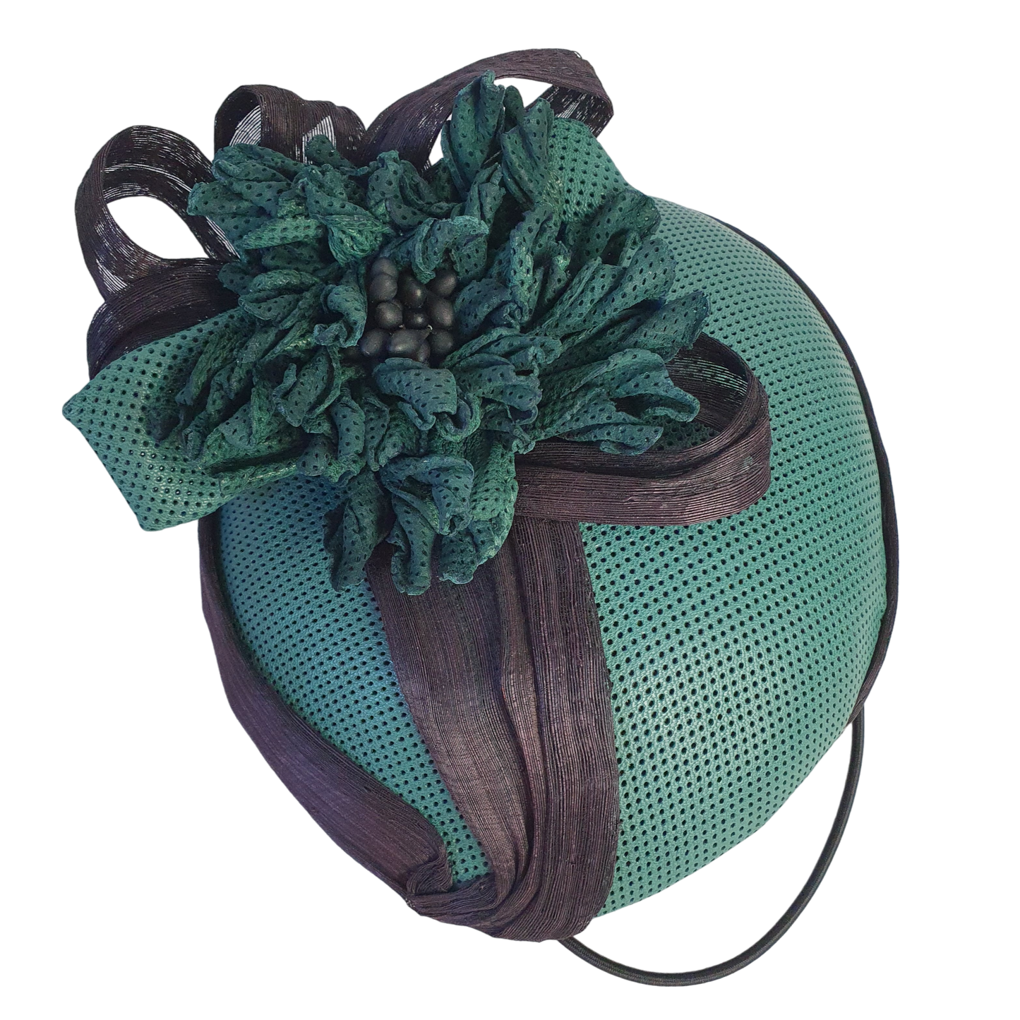 Tocado de cuero natural hecho a mano con seda de abacá- Perfecto para invitadas de boda, sombrero de señora, ocasión especial