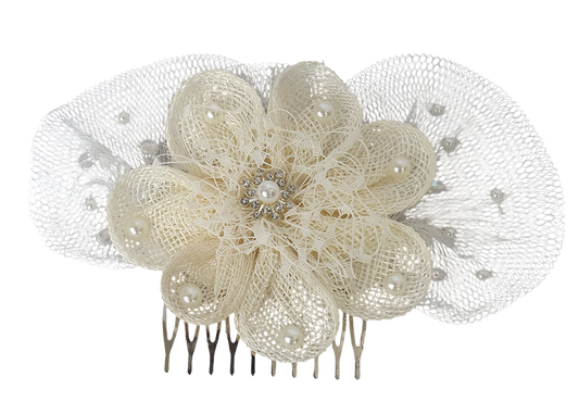 Bridal hair comb with sinamay flower, handmade with pearls, seed beads, elegant hair accessory, wedding comb, special events
