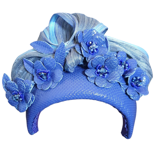 Handgemaakte paarse en blauwe hoofdband van natuurlijk leer met bloemen en zijden abaca- mooie hoofdband, feestelijke unieke diadeem