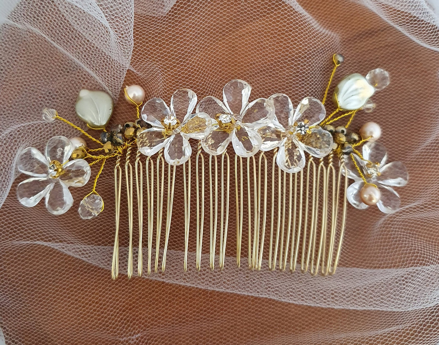 Handmade bridal comb with pearls and drop stones - elegant hair accessory for weddings, guests and parties, silver-colored metal comb