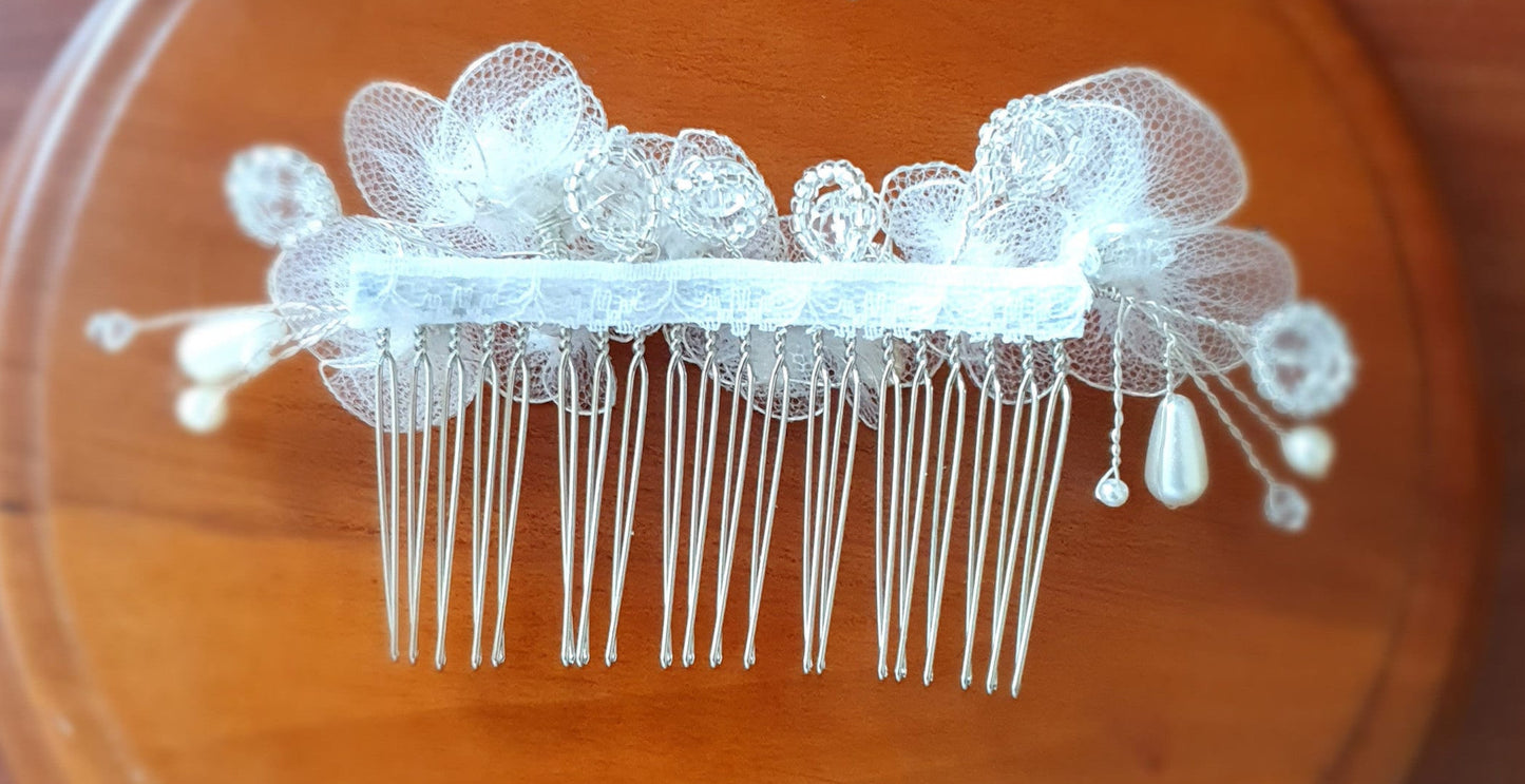 Handmade bridal comb with pearls, drop stones and tulle flowers - hair accessory for weddings with silver-colored metal comb