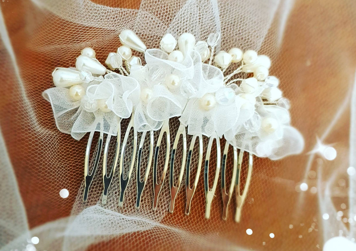 Bruidskam met zijden organza bloemen, handgemaakt, haarkam, elegante trouwkam, speciale evenementen