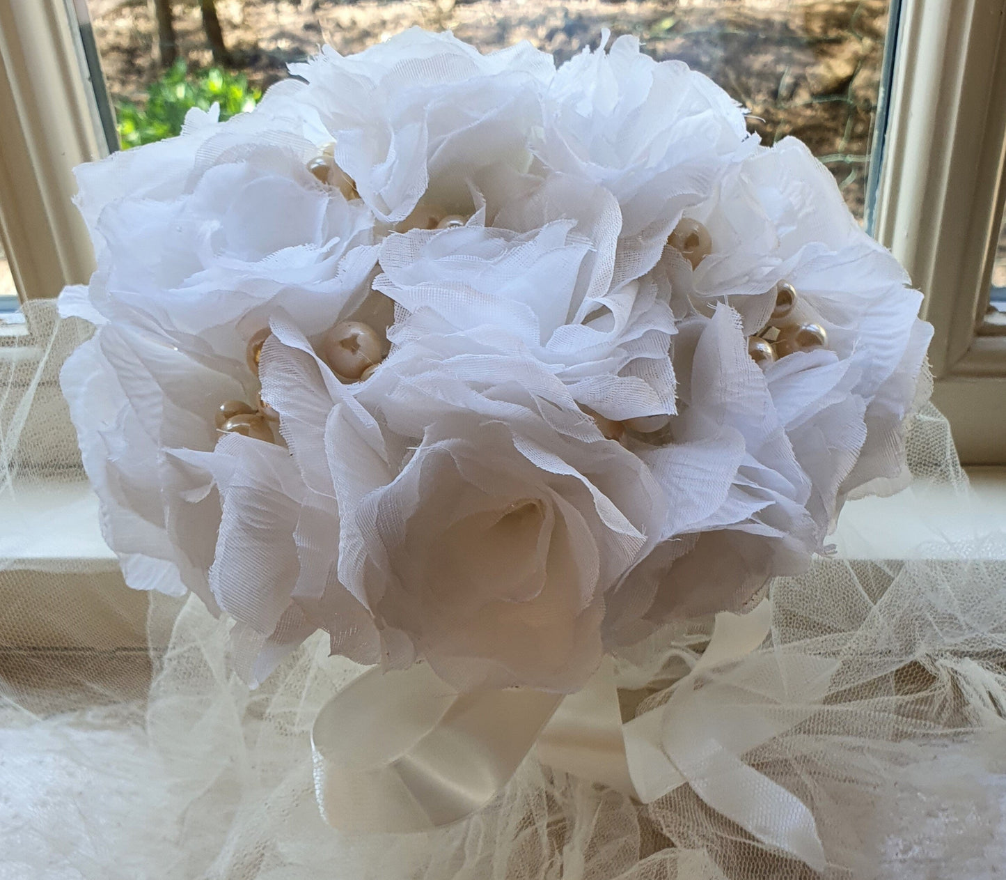 Handmade bridal bouquet with pearls and roses, Elegant bridal bouquet, Wedding day, Women's bouquets, Bouquet flowers, millinery.