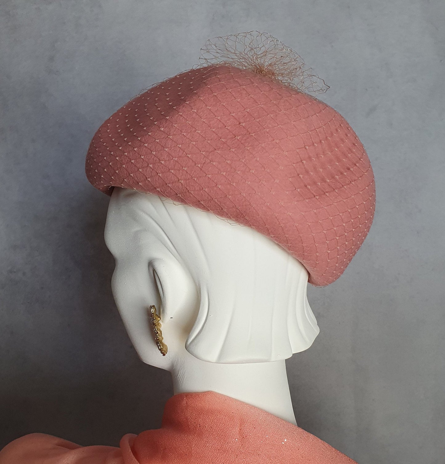 Handmade women's felt beret, guest hat, ladies hat, elegant headdress, wedding hat, winter hat, special events