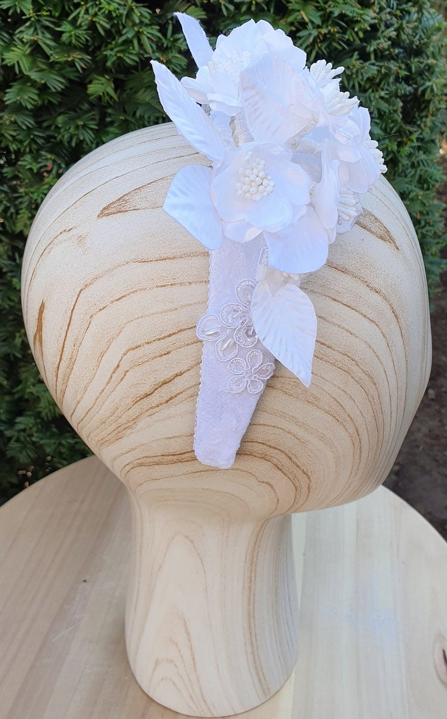 Handmade headband with silk flowers and velvet pistils- Elegant Hair Accessory for Weddings, ladies hair headband, diadem