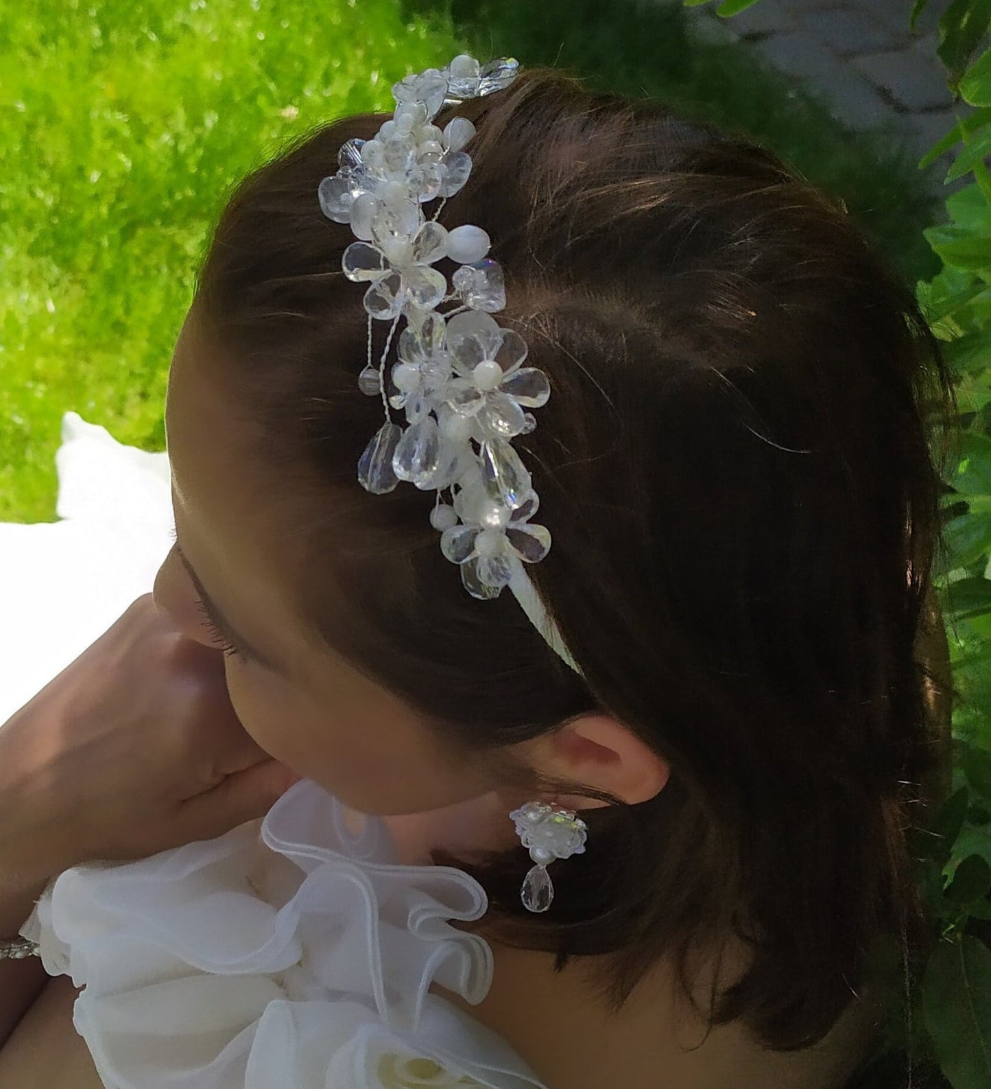 Handgemaakte bruidshoofdband met kunststof bloemen, tiara, haaraccessoire, diadeem, elegante tiara, speciaal evenementen